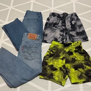 Levi's Light Blue Jeans and Camo Shorts Trio